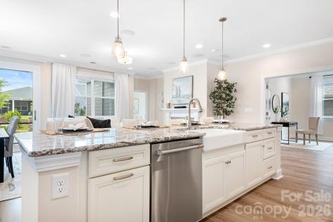 6164 Pier Drive Denver NC 28037