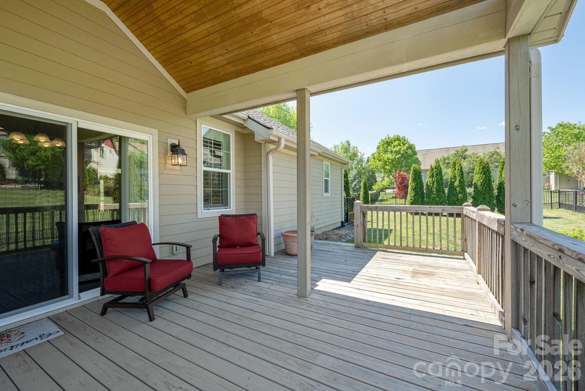 31 Black Iron Lane Hendersonville NC 28792