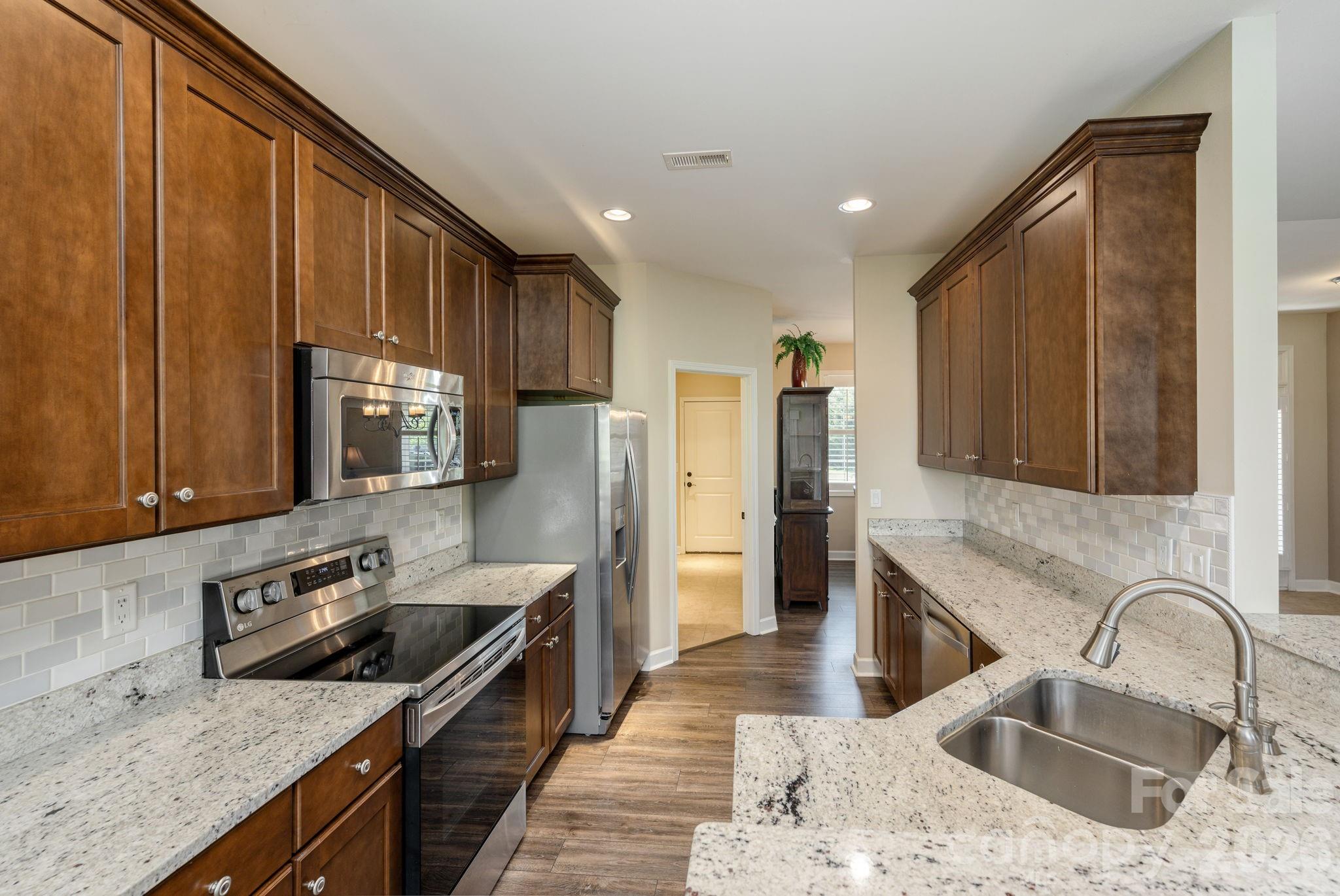 31 Black Iron Lane Hendersonville NC 28792