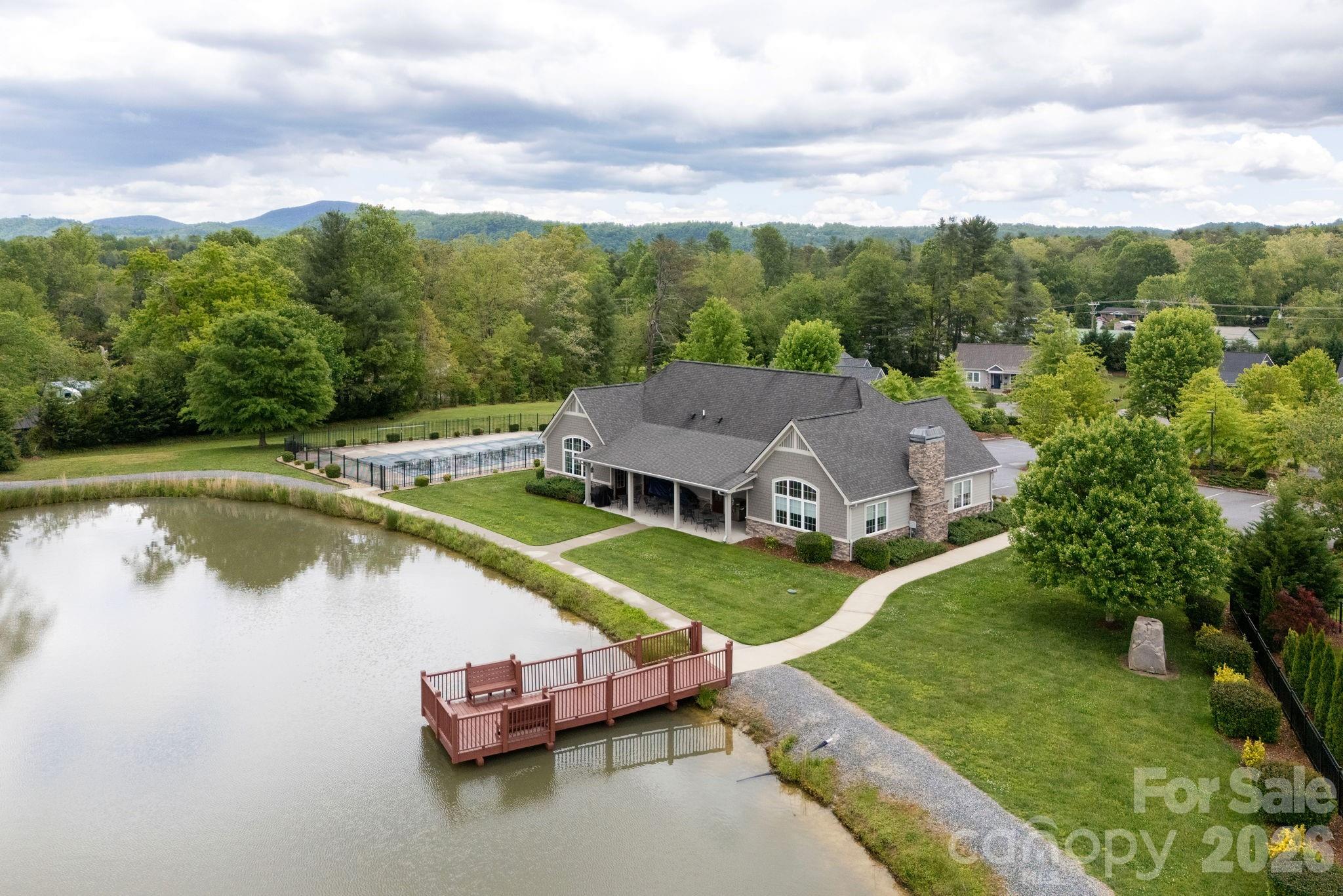31 Black Iron Lane Hendersonville NC 28792