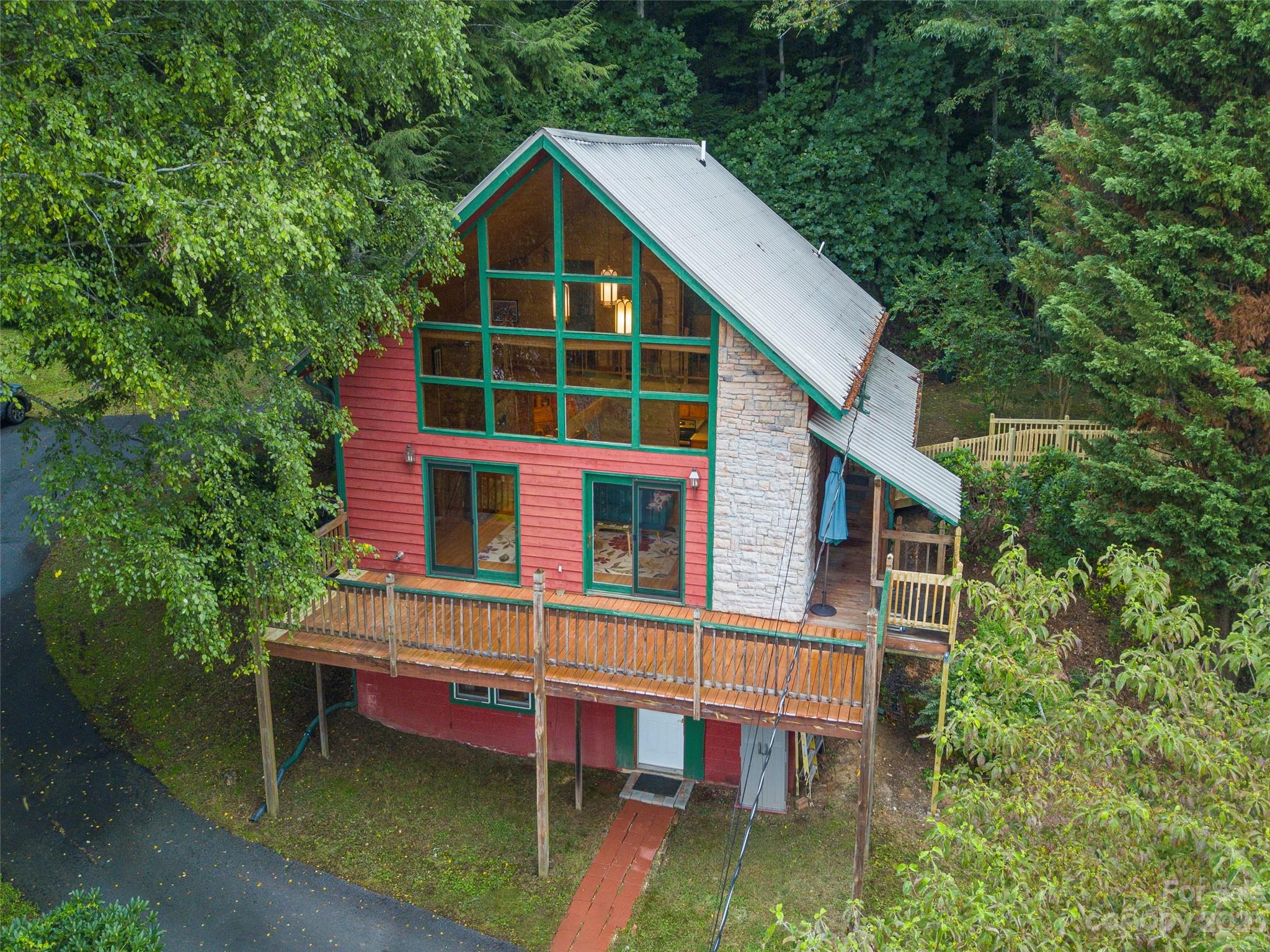 215 Hall Top Road Waynesville NC 28786