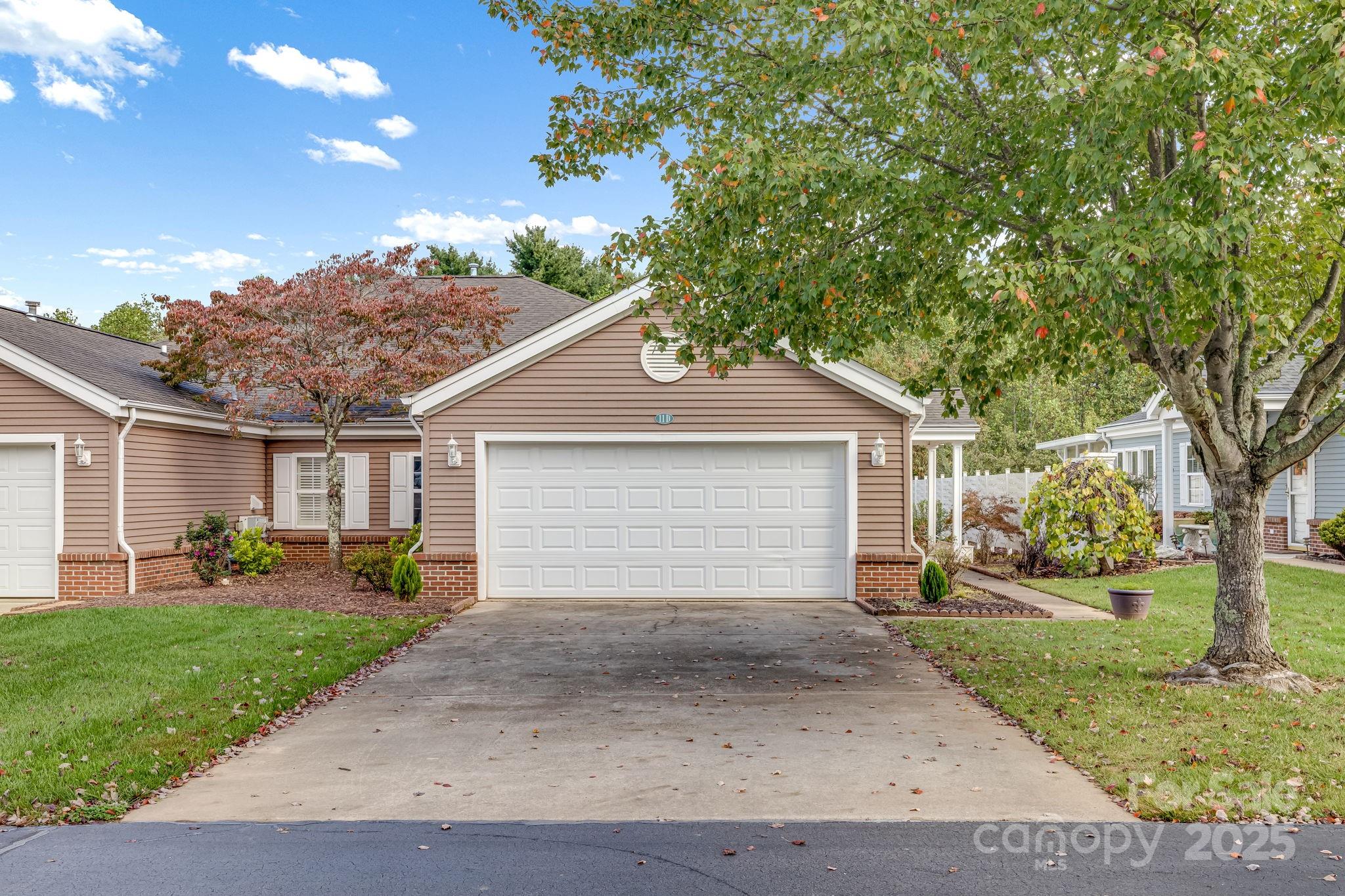 11 Heather Way Candler NC 28715