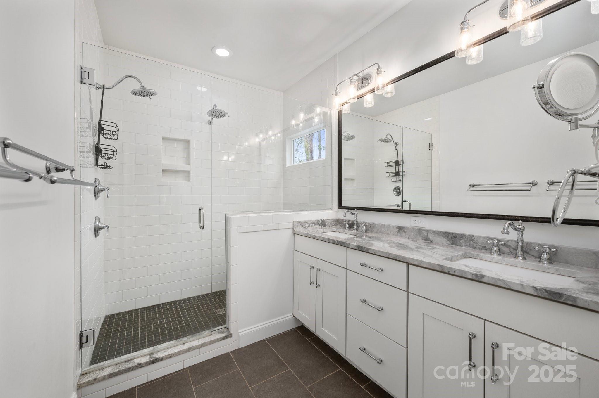 95 Beaver Drive Asheville NC 28804