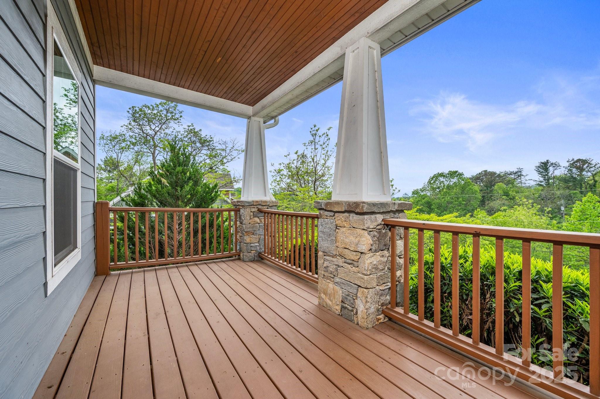 95 Beaver Drive Asheville NC 28804