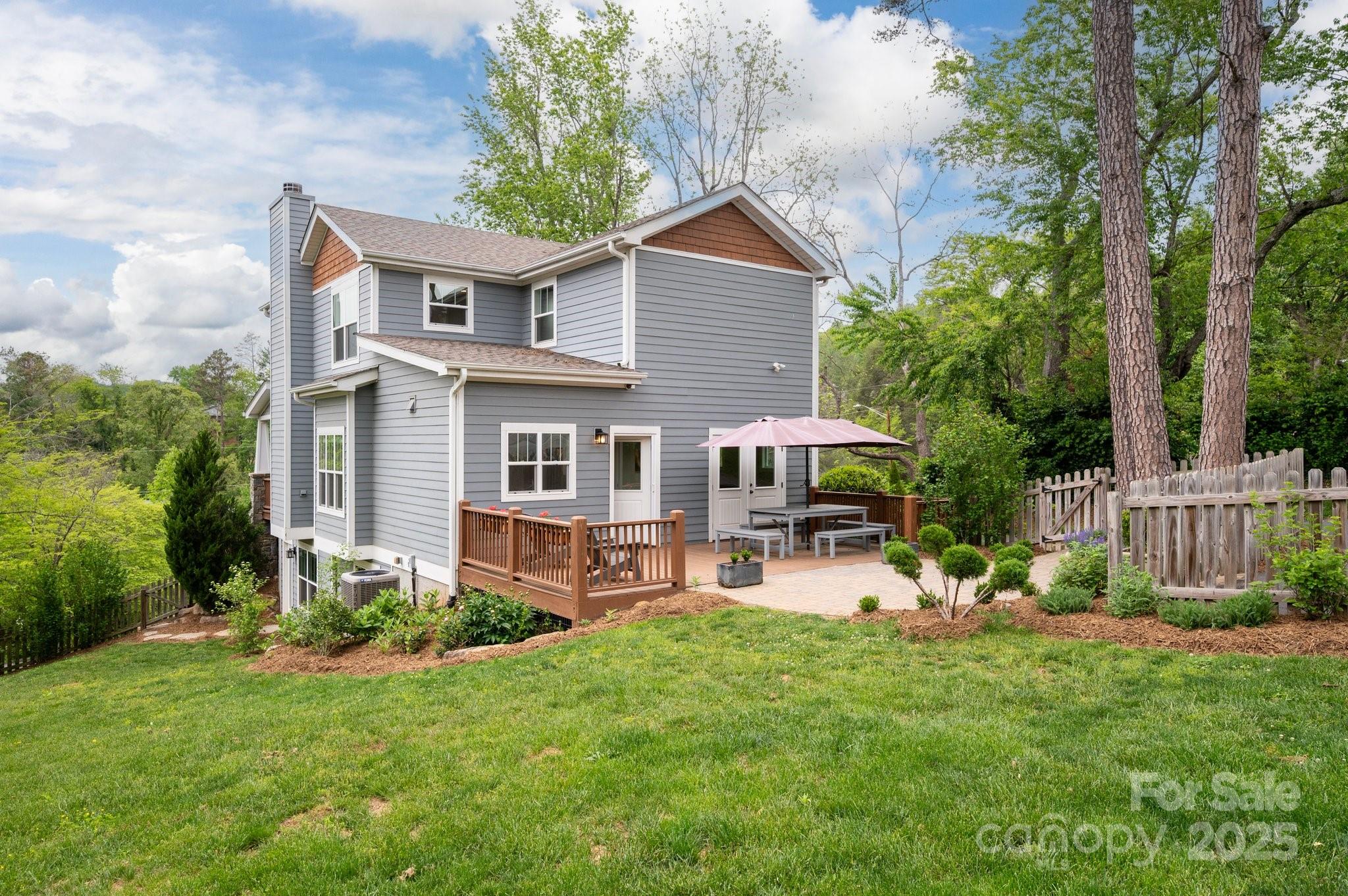 95 Beaver Drive Asheville NC 28804