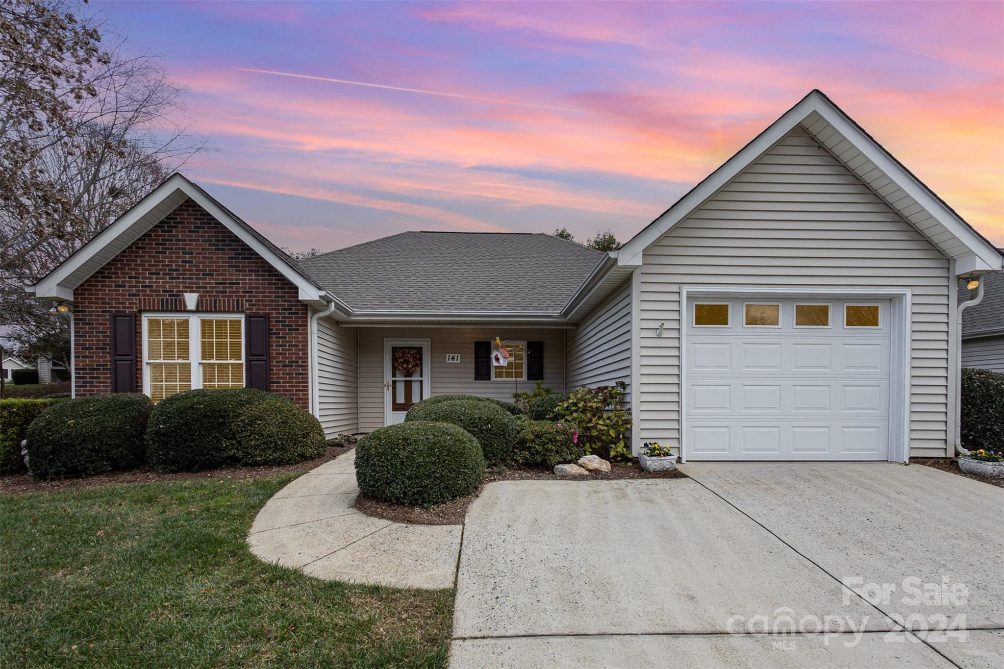 141 Oak Village Parkway Mooresville NC 28117