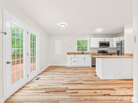 19 Stone Cottage Road Asheville NC 28806
