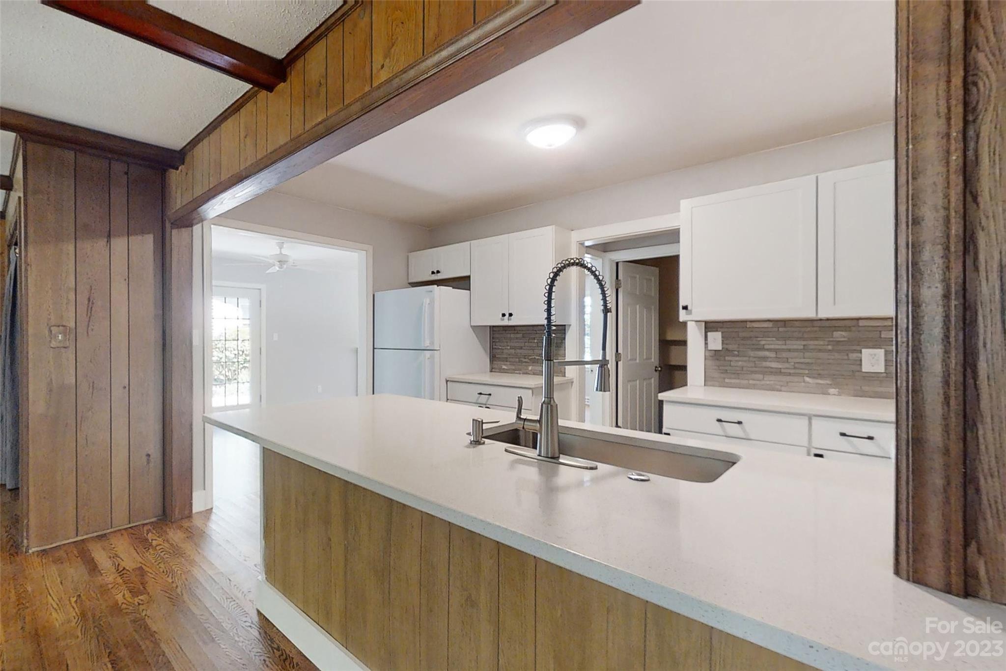 18 Governors Court Asheville NC 28805