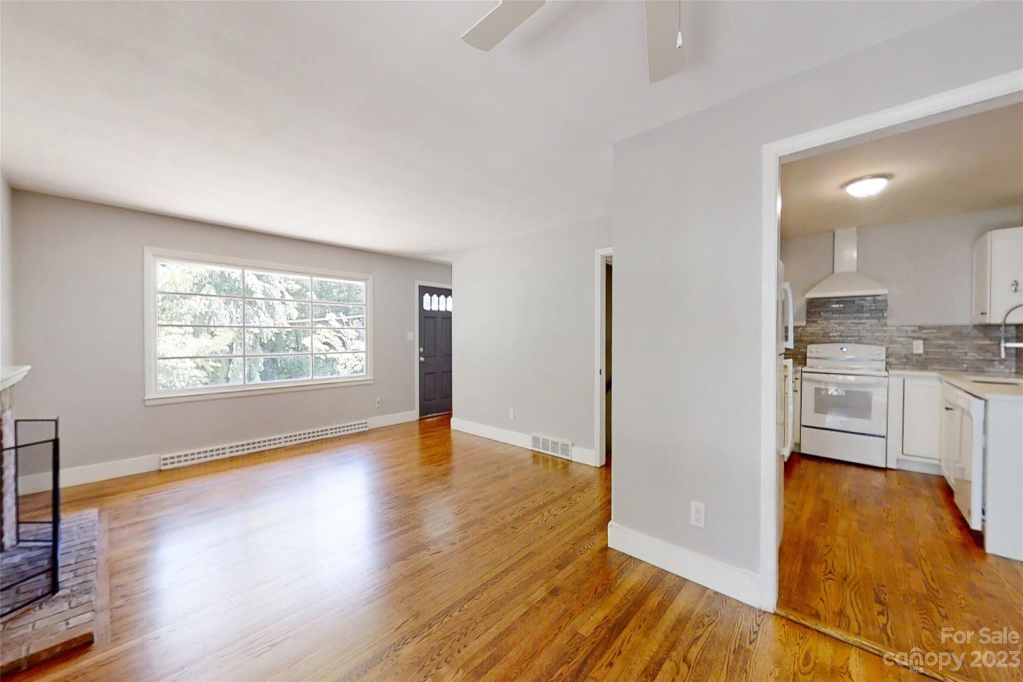18 Governors Court Asheville NC 28805