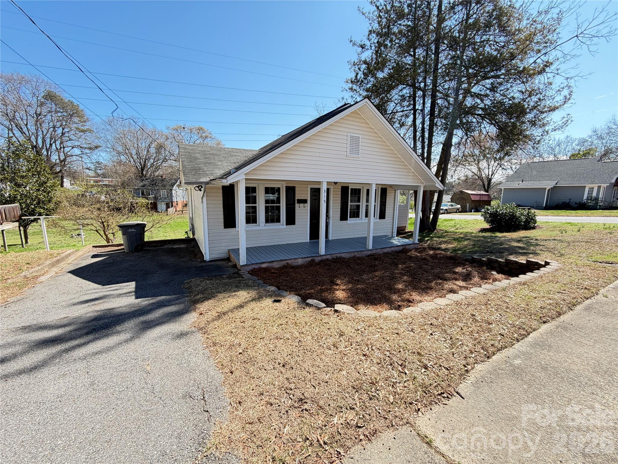 315 S Rose Avenue Kannapolis NC 28083