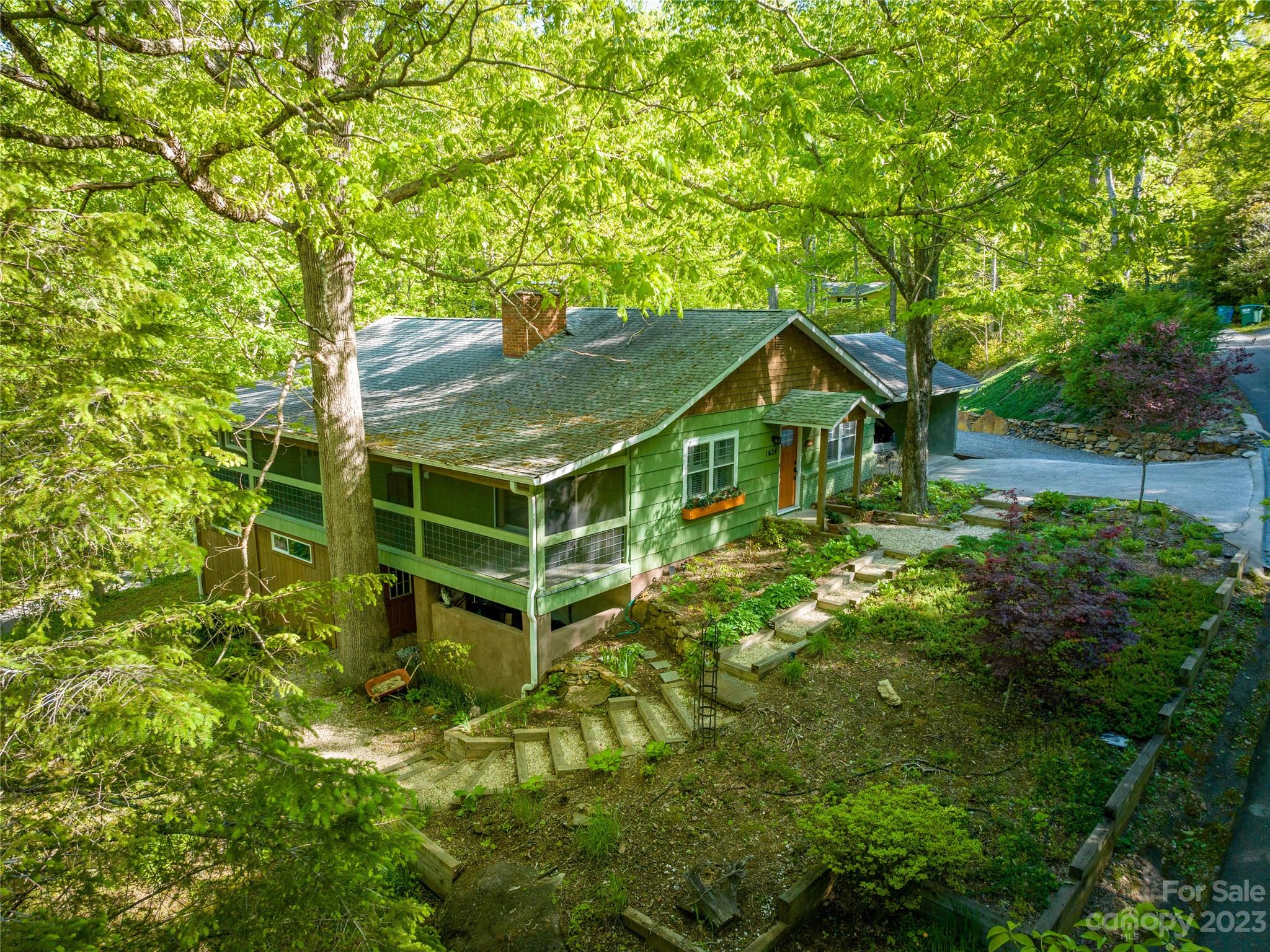 1624 Mountain Cove Road Black Mountain NC 28711