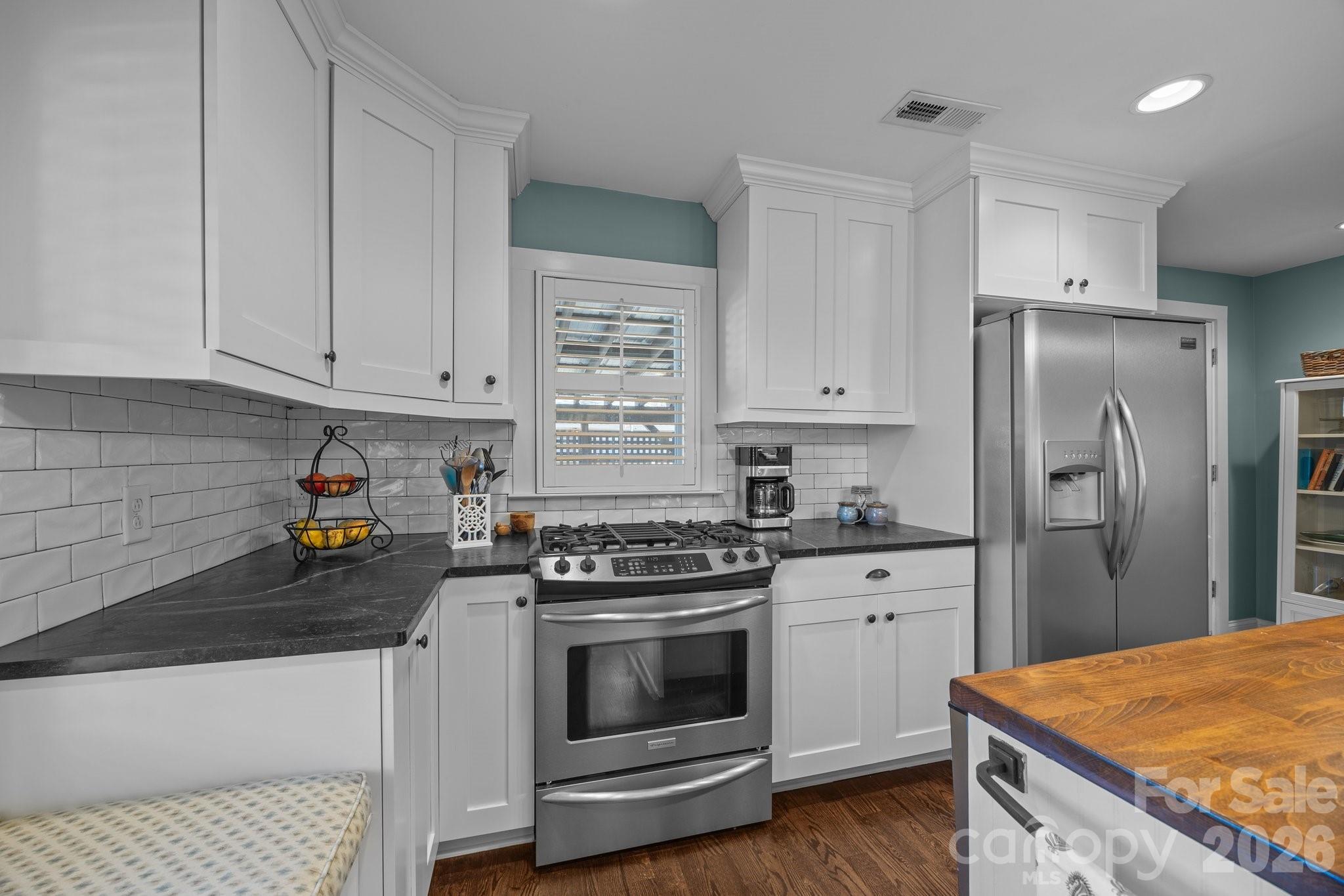 106 N Turner Avenue Charlotte NC 28216