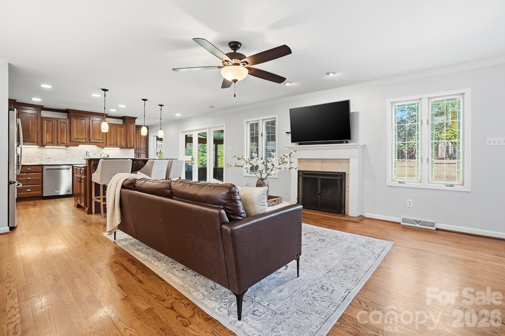 6123 Lake Providence Lane Charlotte NC 28277