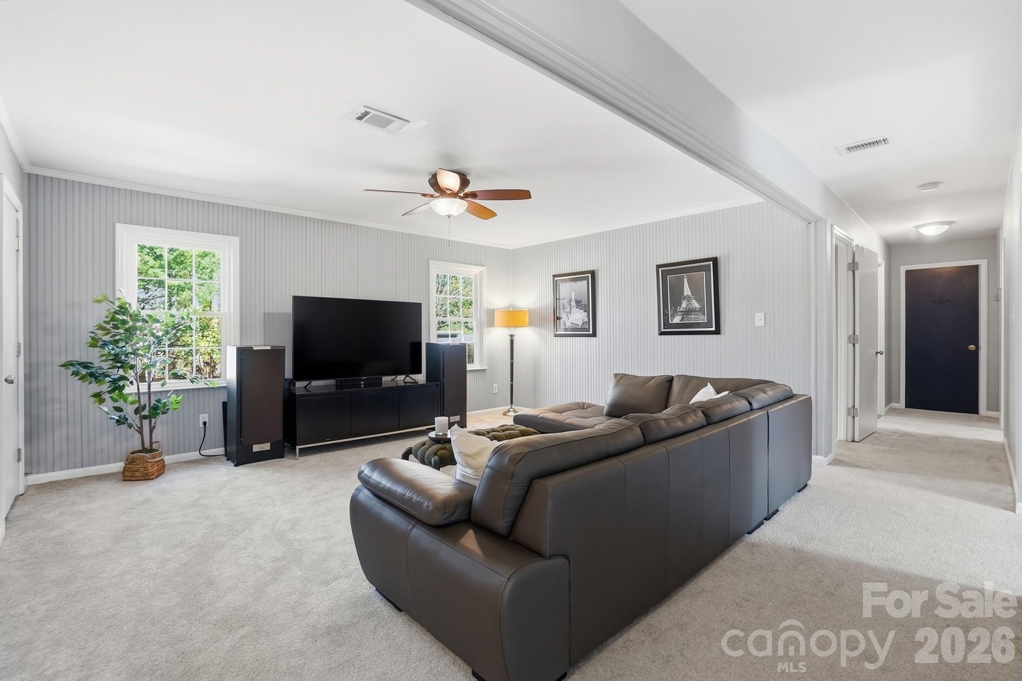 6123 Lake Providence Lane Charlotte NC 28277