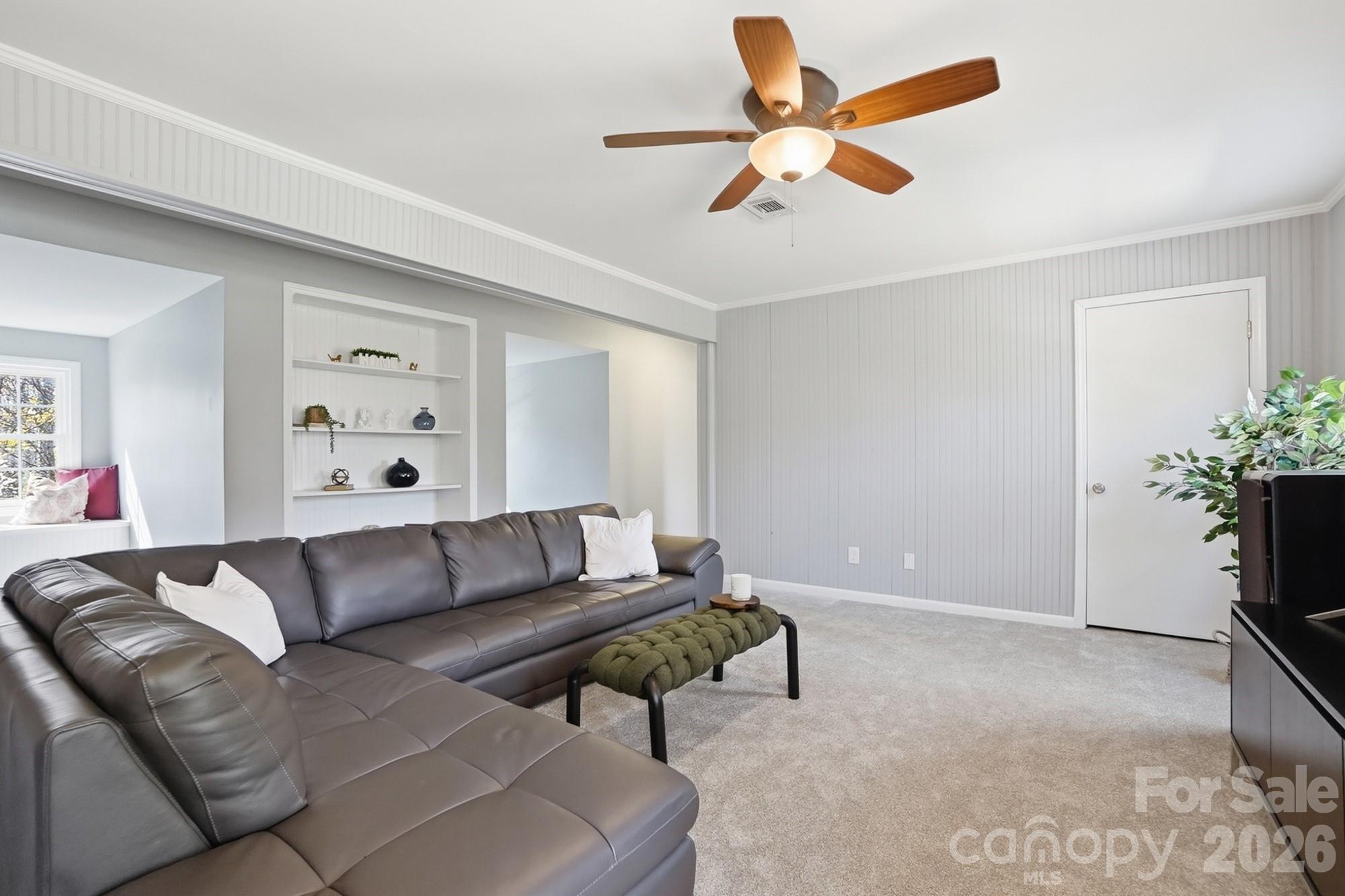 6123 Lake Providence Lane Charlotte NC 28277