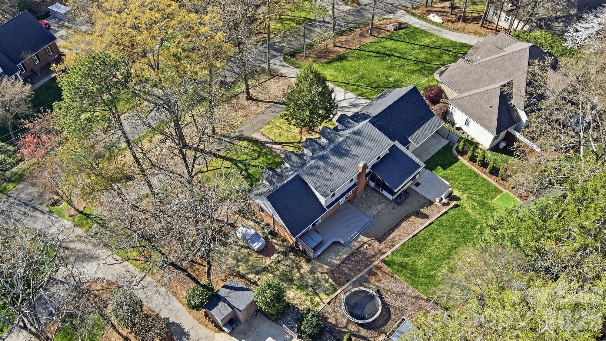 6123 Lake Providence Lane Charlotte NC 28277