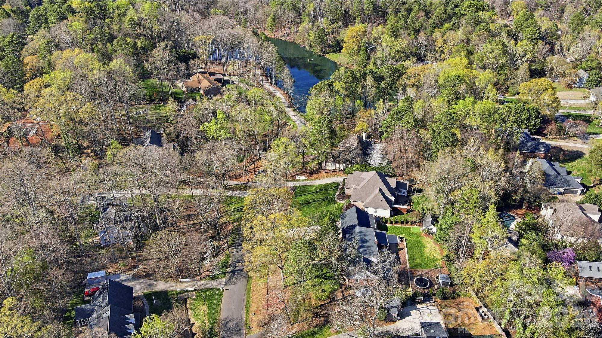 6123 Lake Providence Lane Charlotte NC 28277