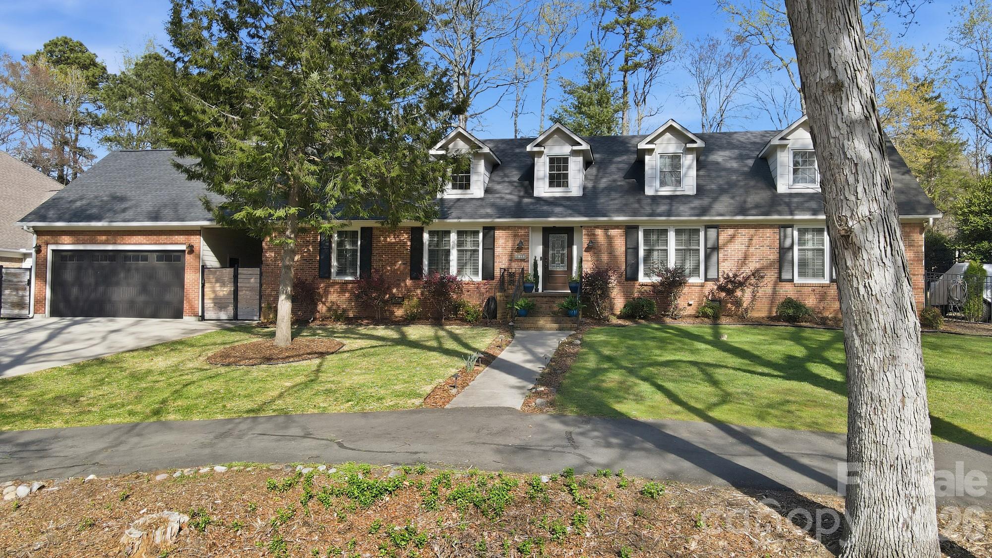 6123 Lake Providence Lane Charlotte NC 28277
