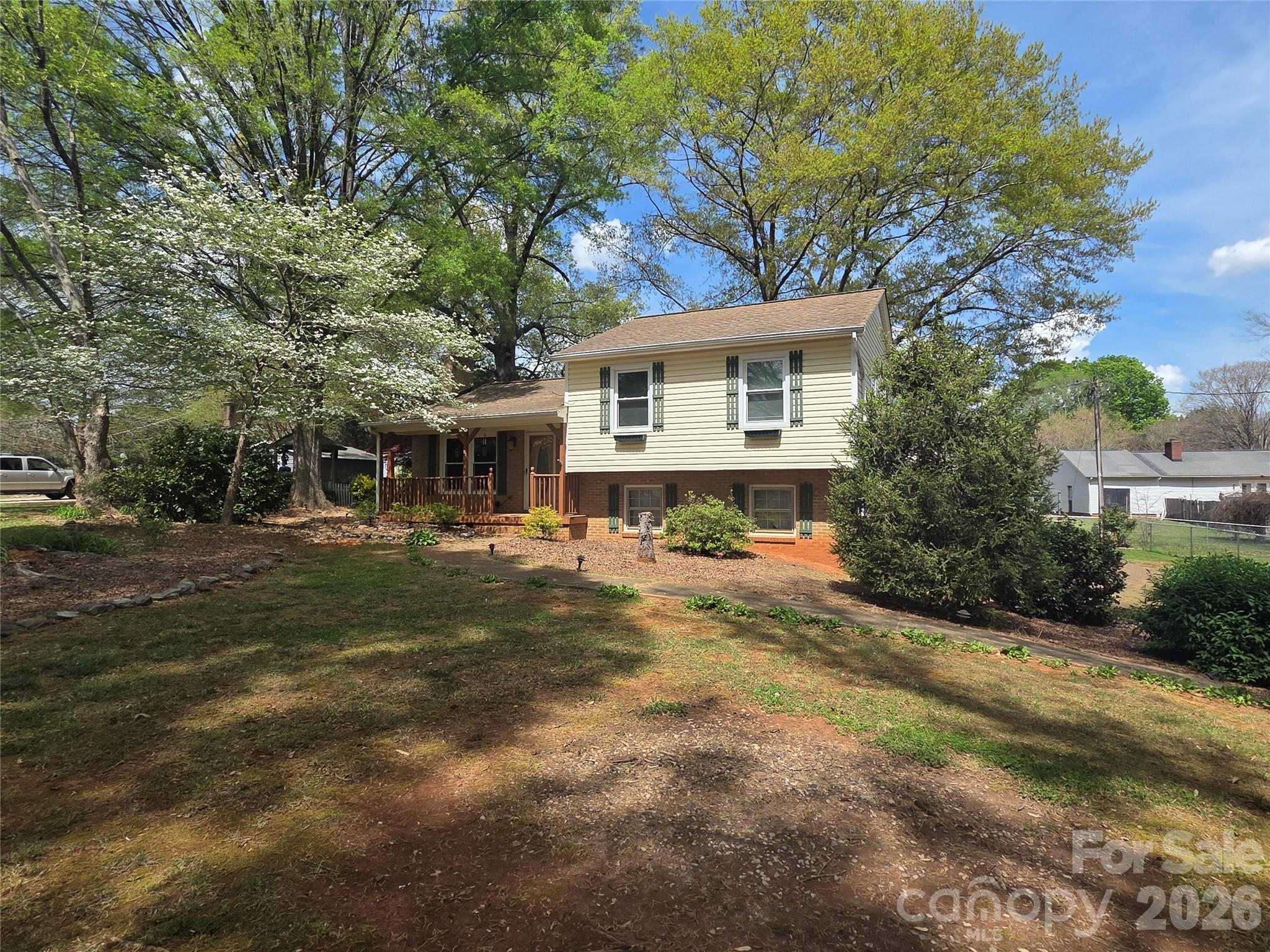 4709 Oakwood Circle Gastonia NC 28056