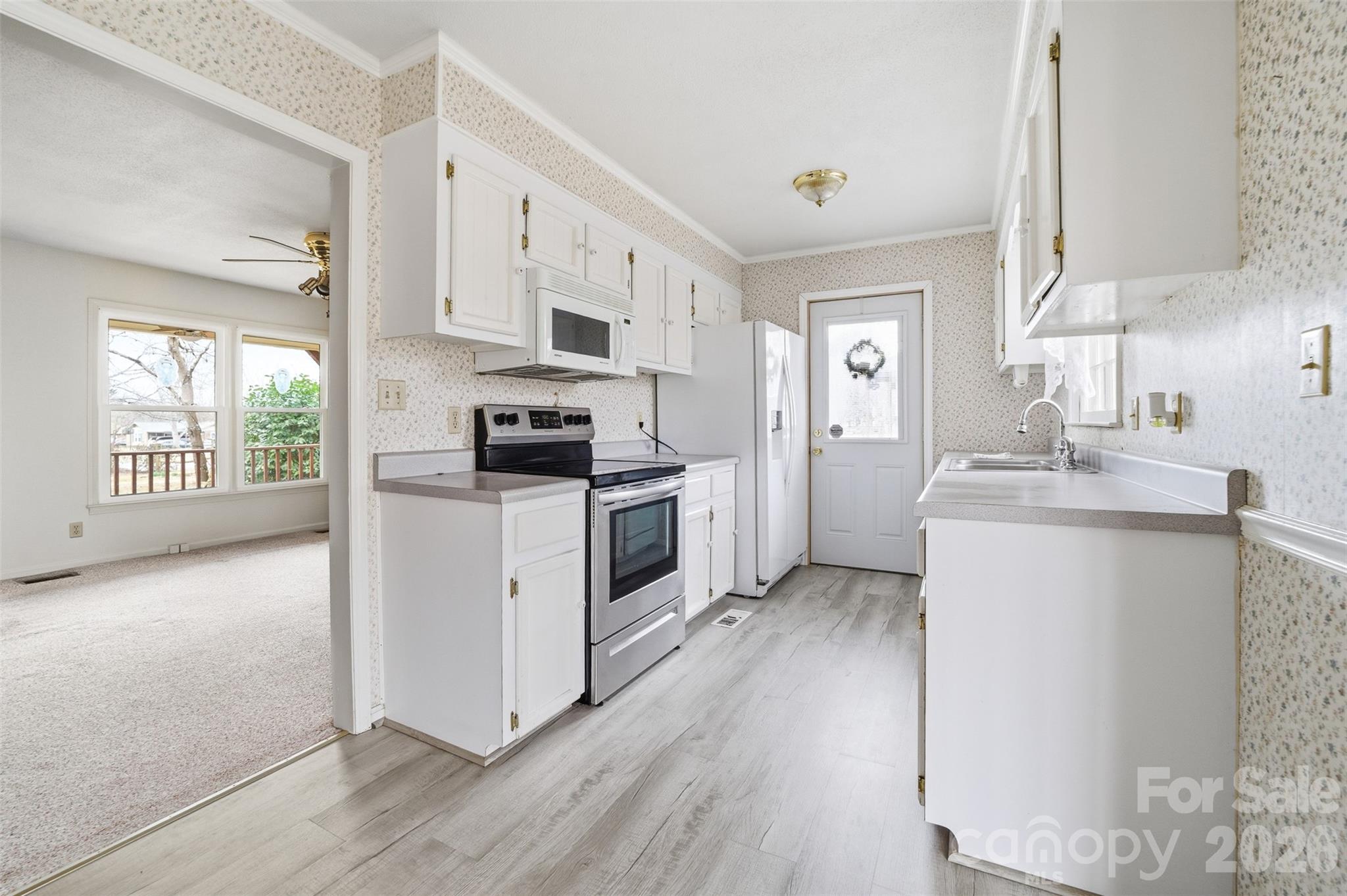 4709 Oakwood Circle Gastonia NC 28056