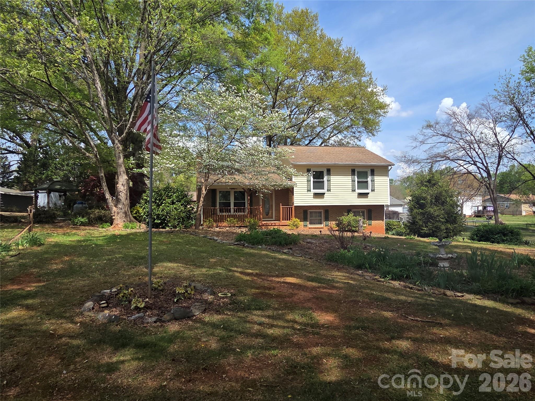 4709 Oakwood Circle Gastonia NC 28056