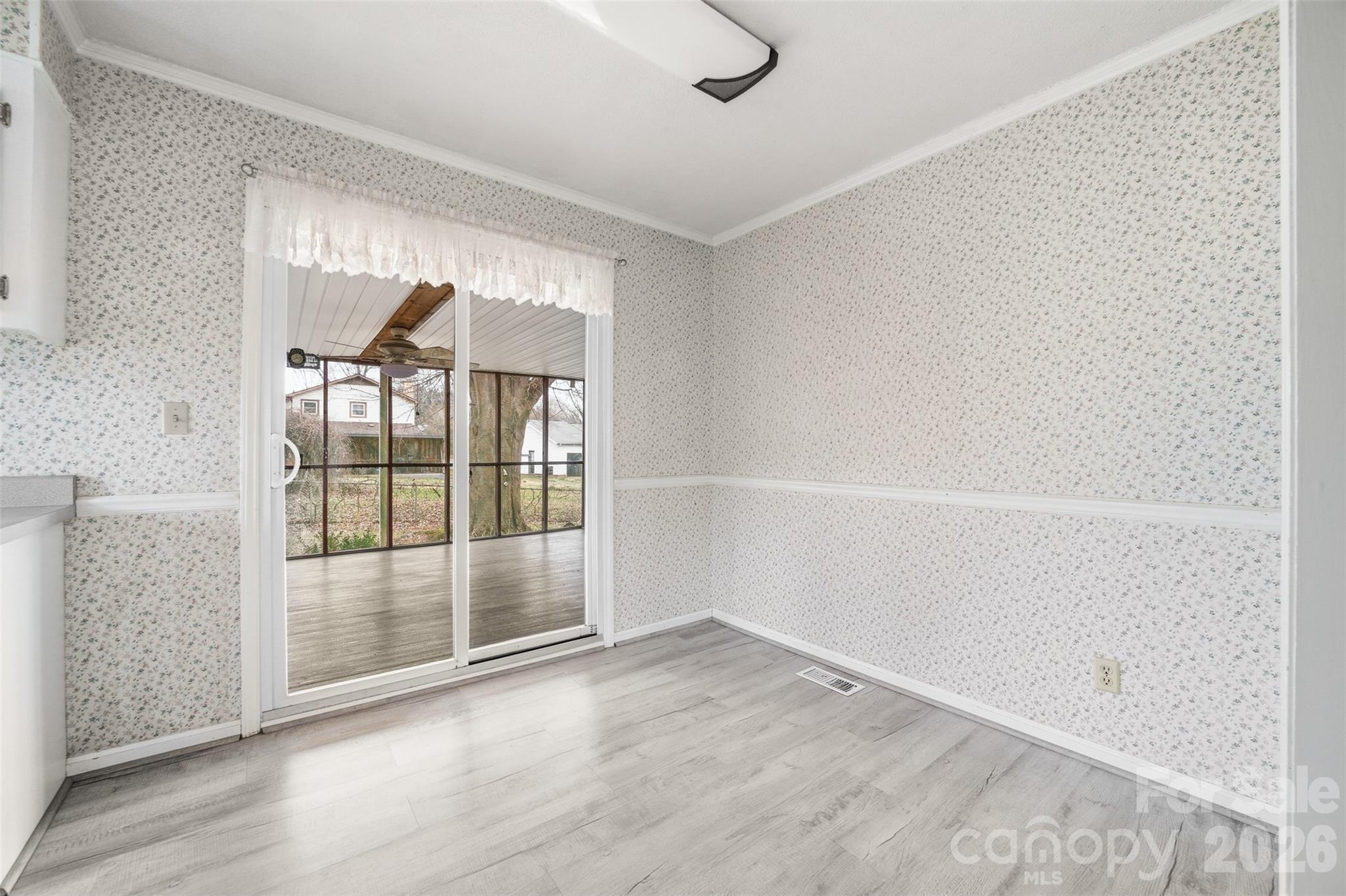 4709 Oakwood Circle Gastonia NC 28056