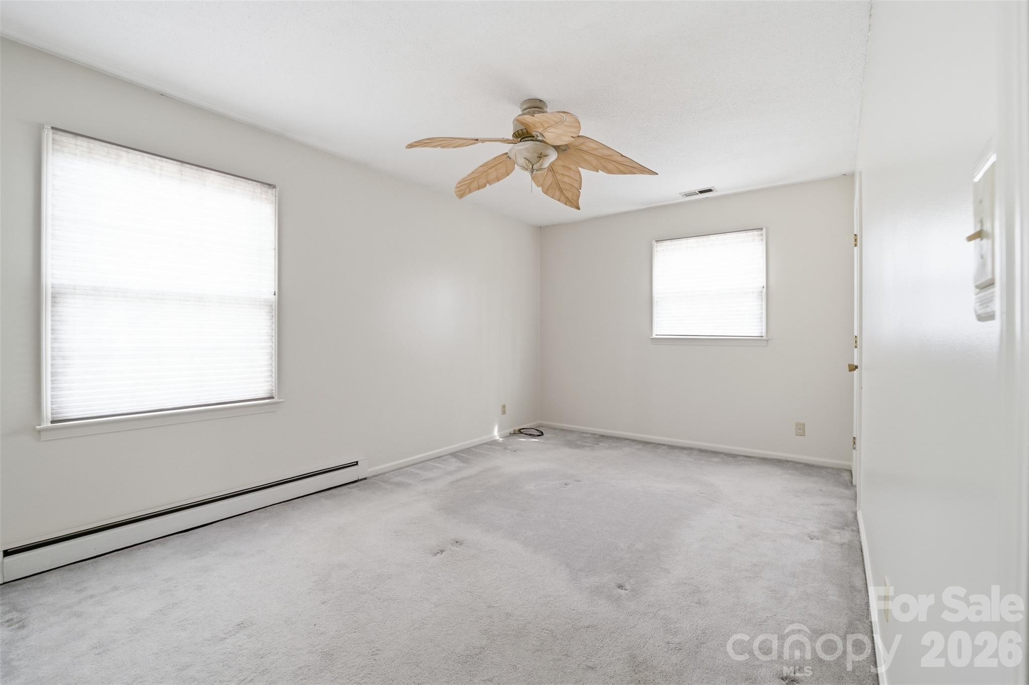 4709 Oakwood Circle Gastonia NC 28056