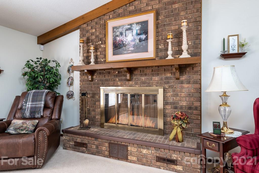 5517 Carving Tree Drive Harrisburg NC 28075