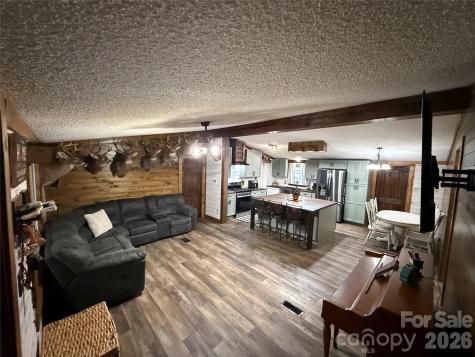 71 Ledford Ridge Lane Bakersville NC 28705