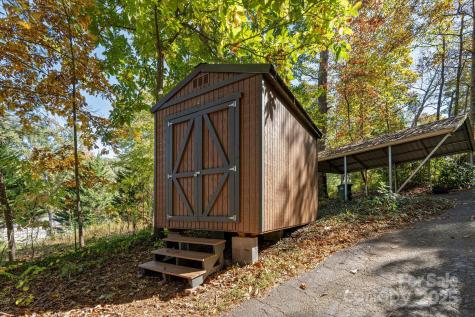 44 Cedar Trail Asheville NC 28803