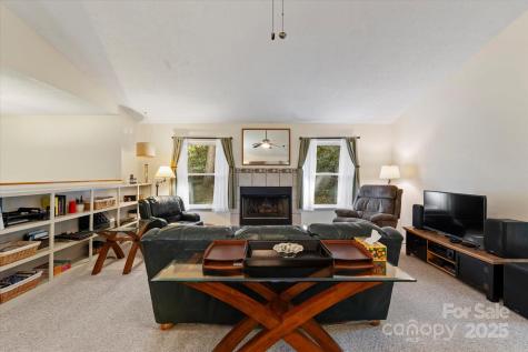 44 Cedar Trail Asheville NC 28803