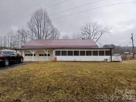 262 Blackberry Lane Bakersville NC 28705