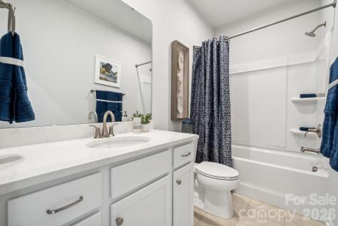 4232 Vista Pine Drive Charlotte NC 28215