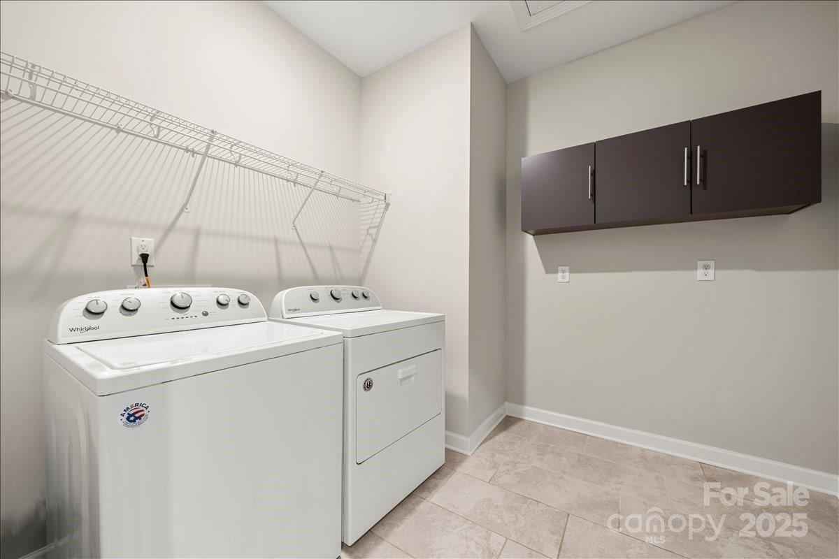 9211 Grisons Court Charlotte NC 28278