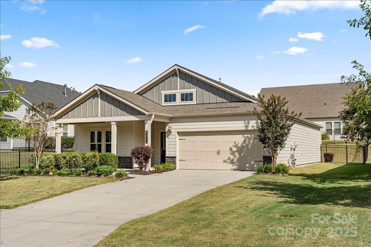 9211 Grisons Court Charlotte NC 28278