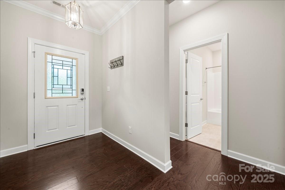 9211 Grisons Court Charlotte NC 28278