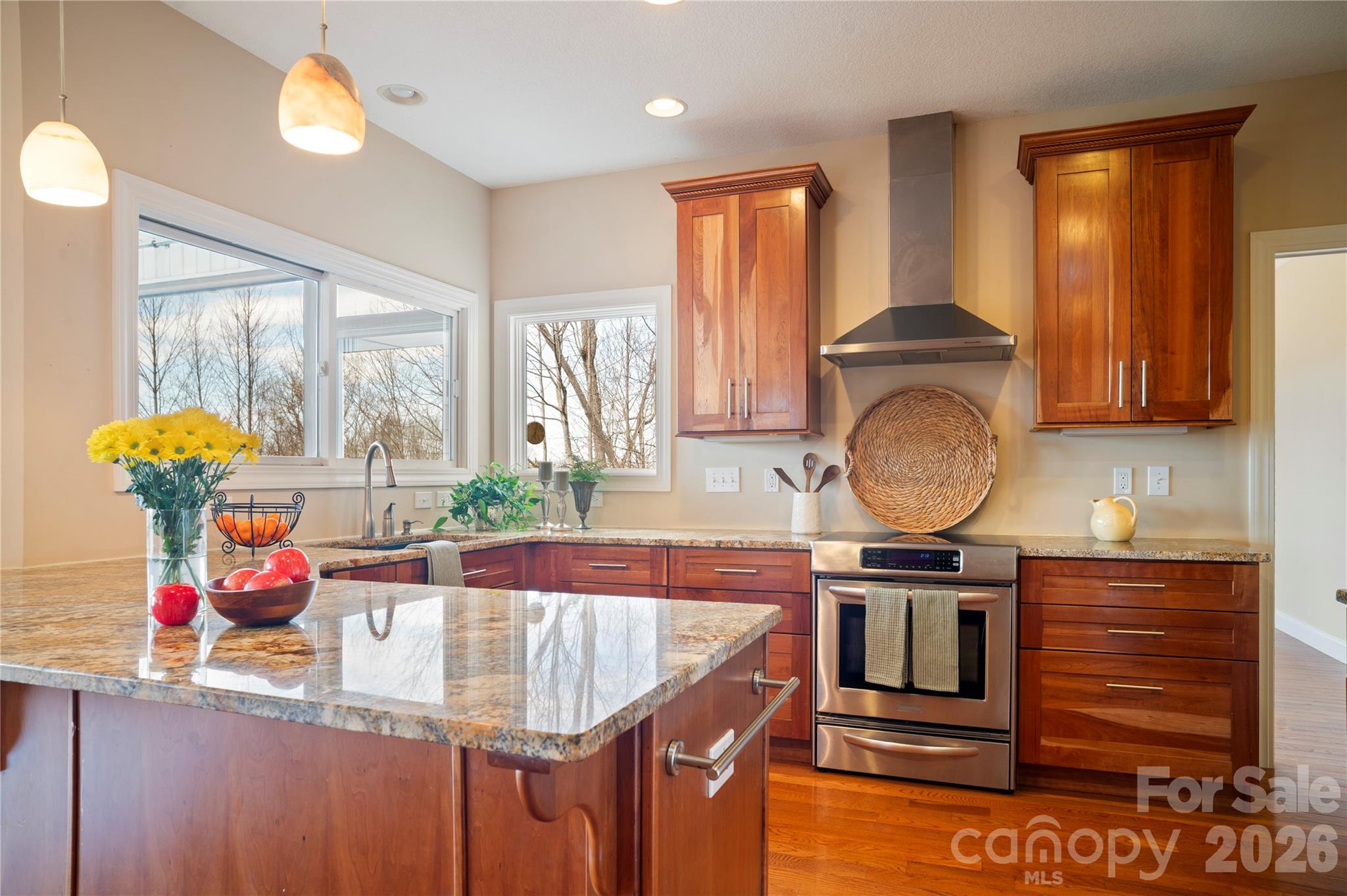 84 Deep Valley Lane Hendersonville NC 28791