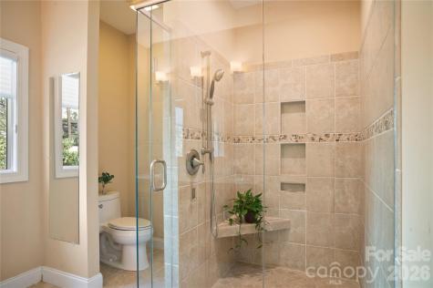 84 Deep Valley Lane Hendersonville NC 28791