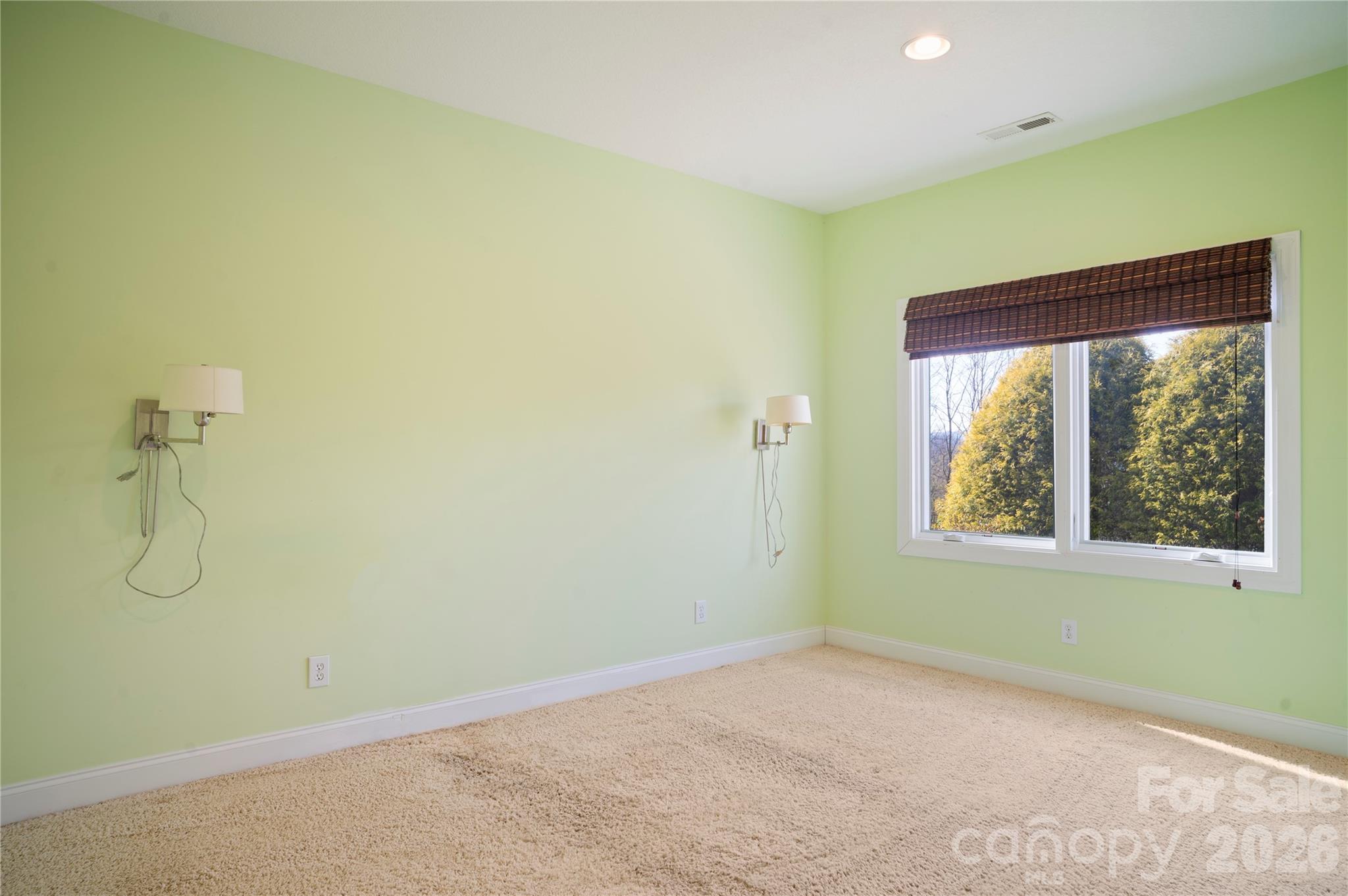 84 Deep Valley Lane Hendersonville NC 28791