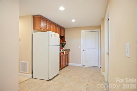 84 Deep Valley Lane Hendersonville NC 28791