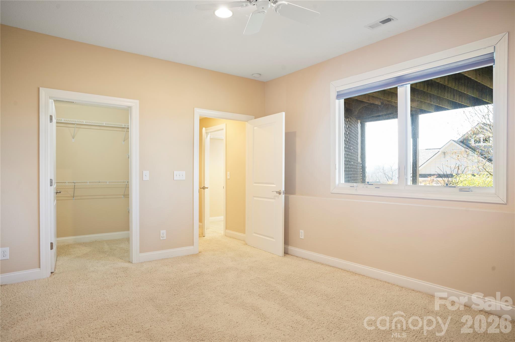 84 Deep Valley Lane Hendersonville NC 28791
