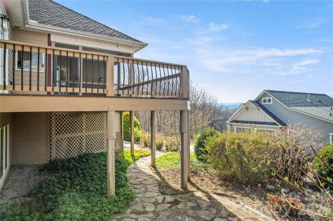 84 Deep Valley Lane Hendersonville NC 28791