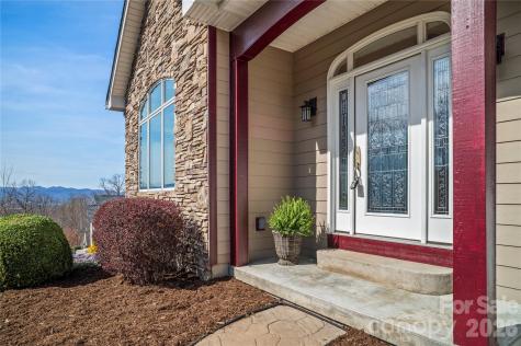 84 Deep Valley Lane Hendersonville NC 28791