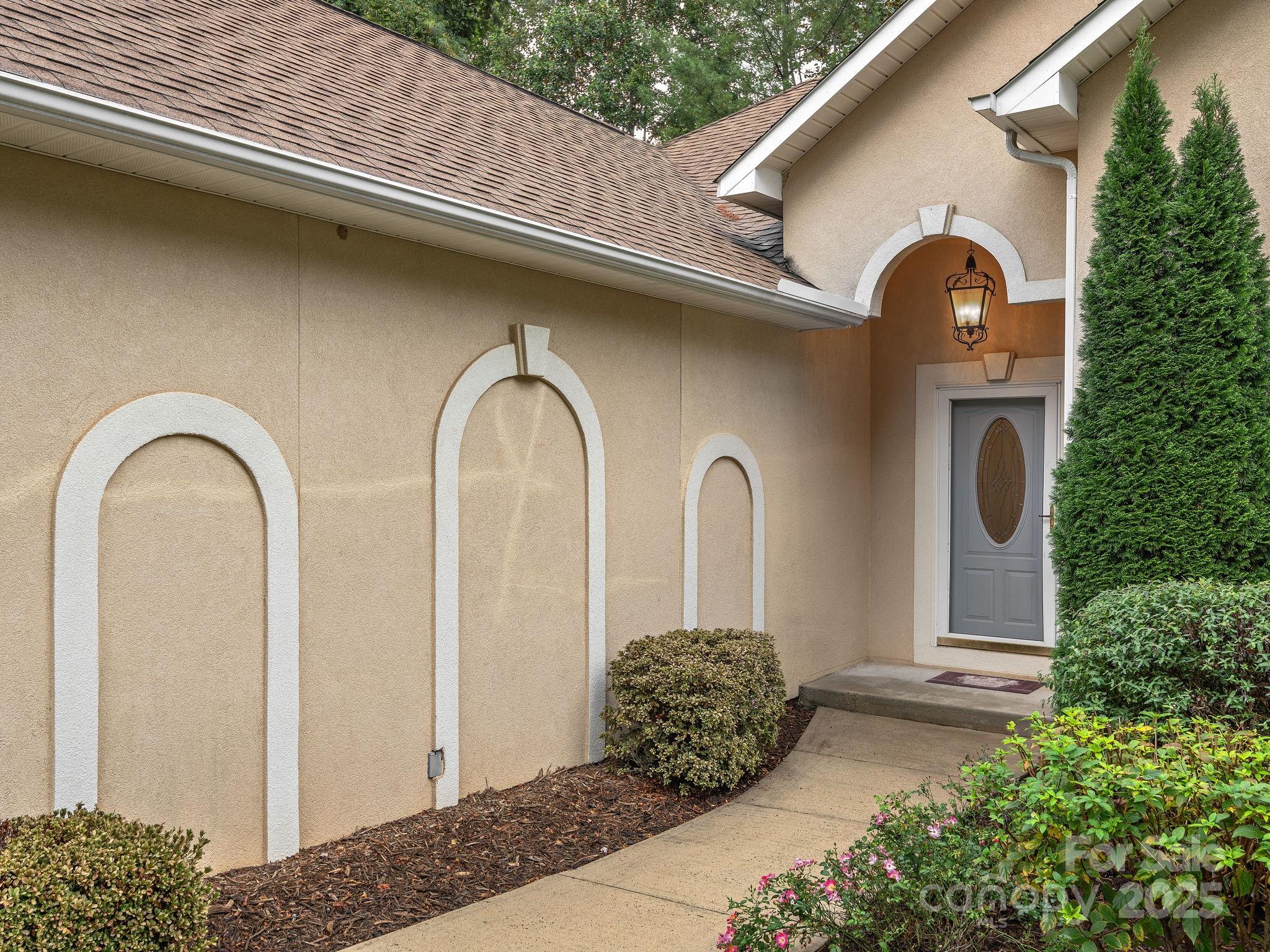 321 Scarlet Tanager Court Arden NC 28704