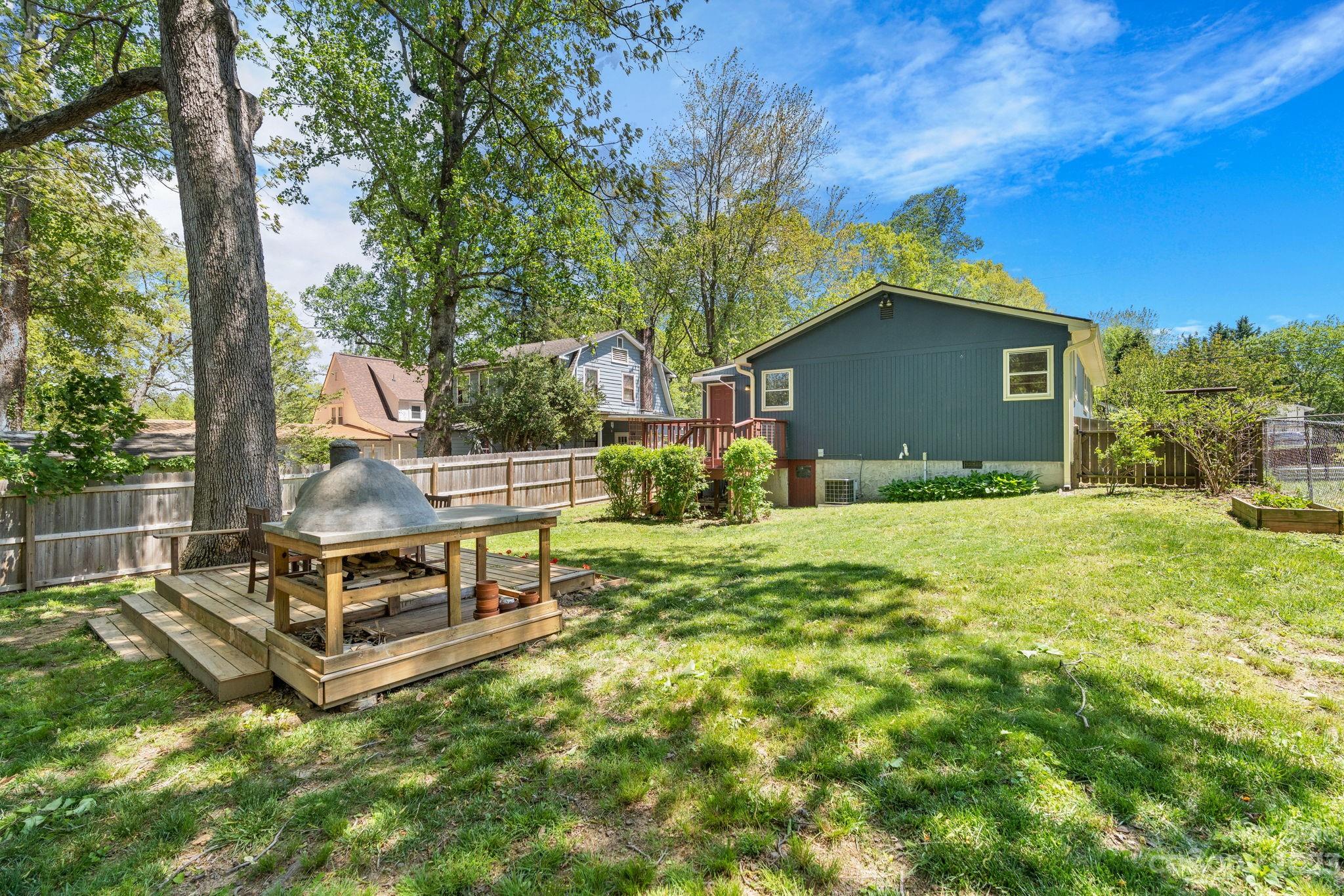 45 Laurel Loop Asheville NC 28806