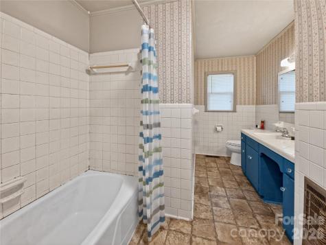 135 Hazelwood Drive Forest City NC 28043