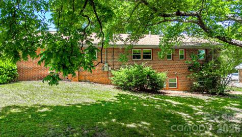 135 Hazelwood Drive Forest City NC 28043
