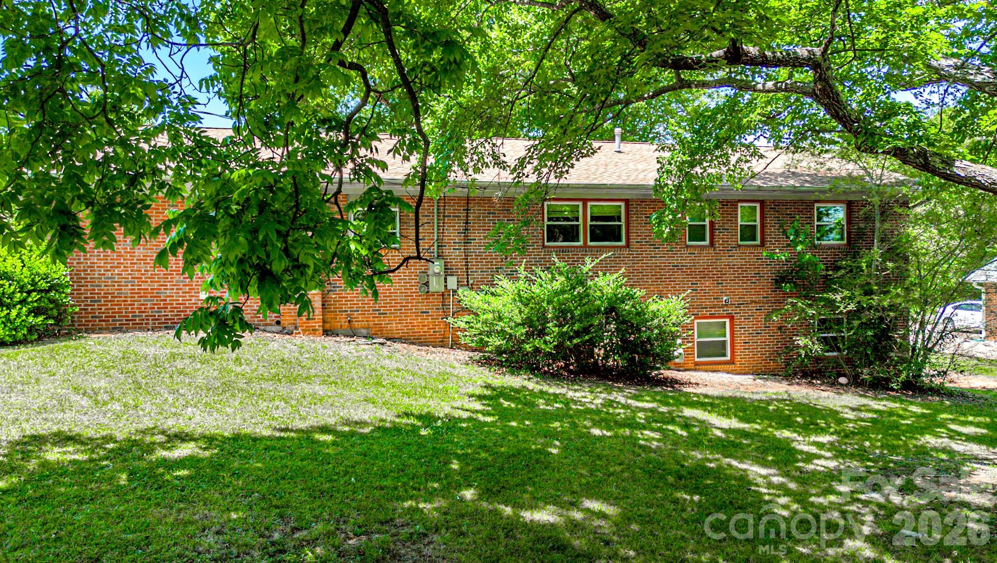135 Hazelwood Drive Forest City NC 28043