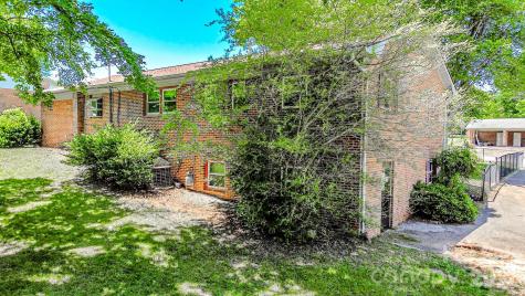 135 Hazelwood Drive Forest City NC 28043