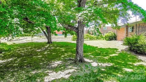 135 Hazelwood Drive Forest City NC 28043